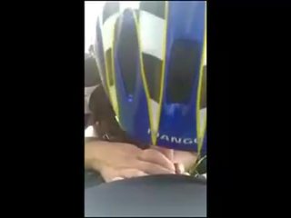 Bj 灰機 從 青少年 騎自行車的人