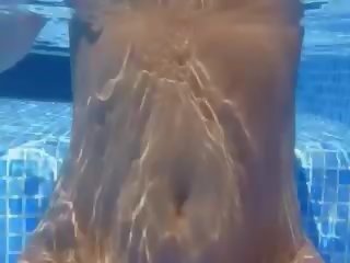 Підводний фантазії з blackhair goddess