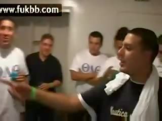 Хардкор коледж вечірка