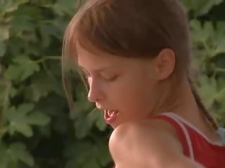 Beatas тяло беседа и плячка чукане закачка