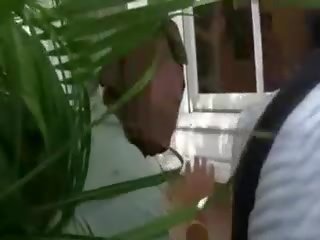 Три млад момичета x номинално клипс с крадец с взлом