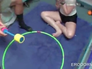 Коледж секс фільм ігри на загальна спальня кімната оргія вечірка