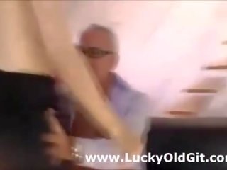 이전 영국의 bloke 잤어요 매력적인 연인 에 스타킹