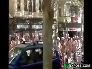 裸 人 騎術 bikes
