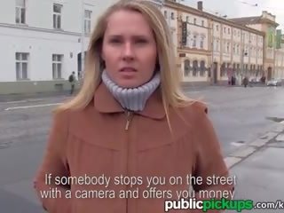 Mofos - фантастичен евро блондинки получава избран нагоре на на улица