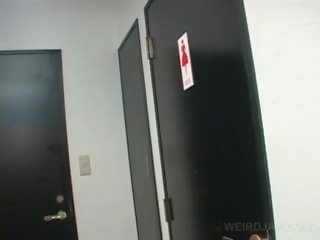 Азіатська підліток милашка кліпи пизда в той час як мочитися в a туалет