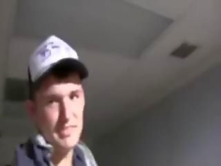 তরুণ মেয়েরা deepfucking উপর যৌন উত্তেজনা তৈরী রাত