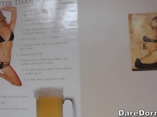Cruel м'яч грає x номінальний відео