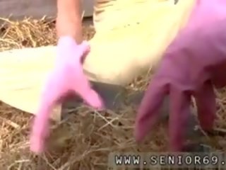 Млад и стар шкафче стая скъпа manhood има gotten себе си а ne
