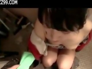 Мозайка: красавици чистач дава маниак духане в lavatory 01