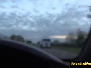 Реальний євро глибокий мінет dodgy поліцейський на відкритому повітрі