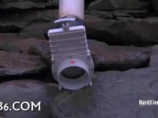 A spreader бар