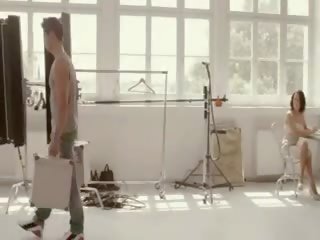 Цици изкуство ххх видео в на зад кулисите