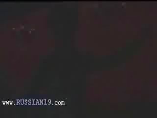 Мой руски принцеса танцуване в на нощ клуб