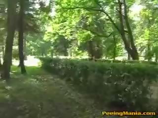 Міні і вологий трусики