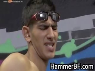 অবিশ্বাস্য খুঁজছি স্টাইল চোদা এবং চোষা
