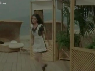 Barbara bouchet desnuda - lanatra allarancia