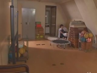 Пикантен началник schlong pleasuring