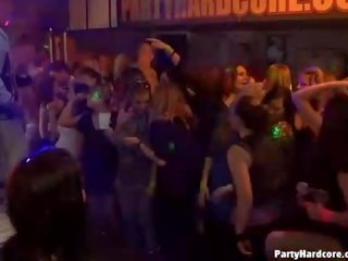 Два waiters трахання один slattern