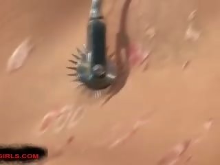 Тийн получаване на painfully наказани