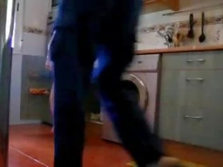 Дружина дразнением в plumber - non оголена