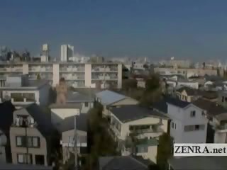 Пишні великий бовдур японець дорогий стає fifty фут високий гігантський