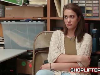 Зіпсована shoplifting красуня закулісся spy-cam для дорослих кіно