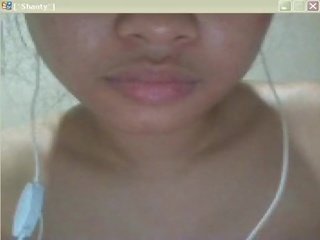 Shanty ইন্দো দেখাচ্ছে স্কুলগার্ল