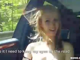 Hitchhiker beatrix 希望 到 付 為 騎