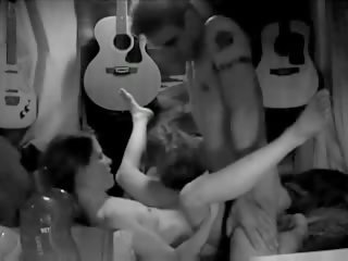 Rocker пара трійця відео