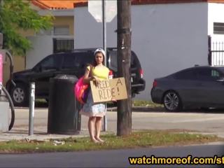 Hitchhiker লণ্ডন smith প্রথম গন রচনা চলচ্চিত্র