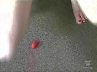 ঐ tomato খেলা এক সিনেমা
