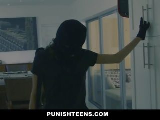 Punishteens - বিশাল পাছা thief হাতা গুছানো এবং হার্ডকোর