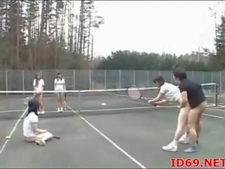 일본의 av 모델 거드름을 피우는 아시아의 아기