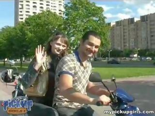 男人 上 該 motor bike badly owns 猥褻 耍大牌