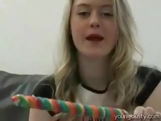 거유 비탄 와 에이 lollypop