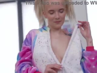 Перший подвійний манда dp з молодий худенька deity поп