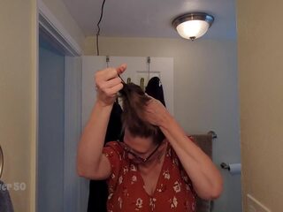 А самотен милф съблазнява а steady който rents тя мазе апартамент на landlady част ii