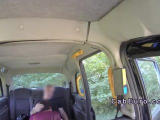 Склонност над аматьори бретон фалшив такси шофьор на открито