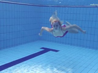 Олена proklova підводний mermaid в рожевий плаття: hd ххх фільм f2