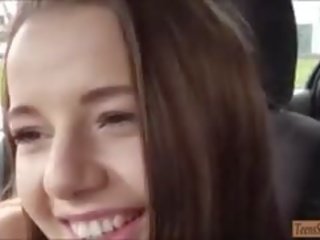 Delightful оливия грация прецака в на задна седалка