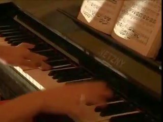 Реколта мадама налагани с пръчки на на пиано, безплатно ххх филм 13