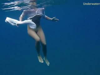 প্রথম নিচের পানি attractive ভিডিও, বিনামূল্যে swimmer এইচ ডি যৌন ভিডিও 12