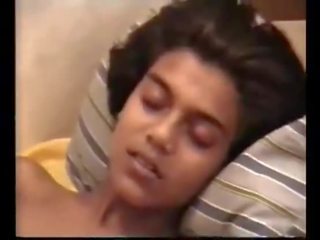 Deshi індійська коледж молодий леді радує два палкий youngsters
