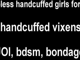 Получавам ми навън на тези uncomfortable handcuffs надясно сега