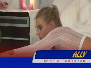 Strawberry піщаний усередині мочитися діяльність