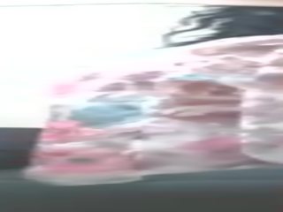 該 房子 是 單獨 和 我的 表妹 看跌期權 他的 軸