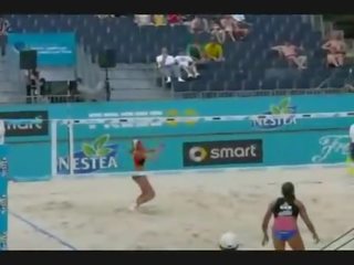 Exceptional vollyball група підтримки танцююча подібно нечупари