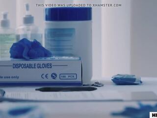 Squirting Woman's First Date During Corona Virus: sex video f1