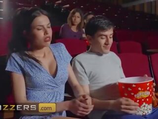&lpar;jordi ел nino polla&rpar; получава негов хуй смучат при на mov theatre от баснословен служител &lpar;tina fire&rpar; - brazzers